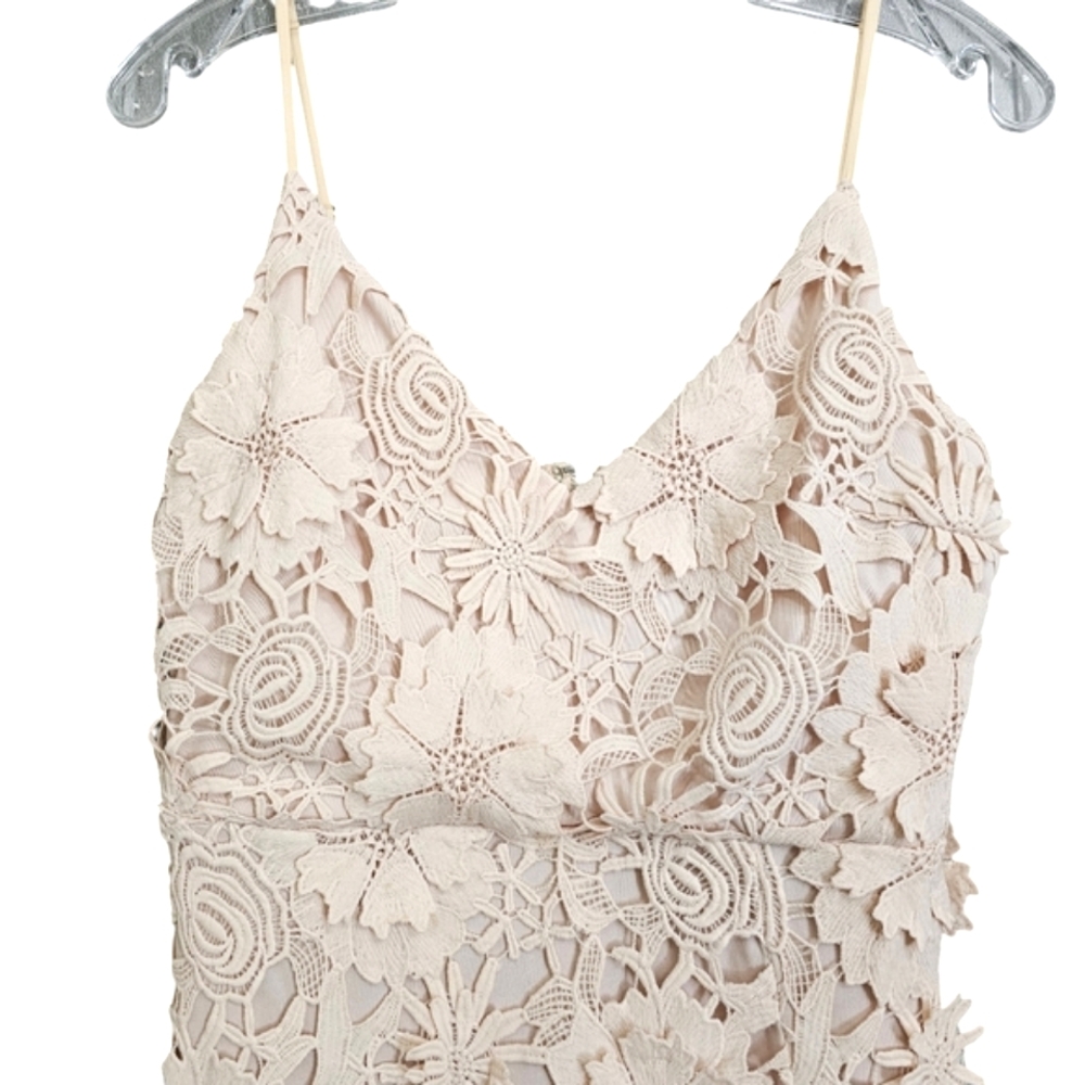 Nwot Lulu's Steal Your Heart Ivory  Crochet Floral Lace Midi Bridal Dress - Picture 16 of 17